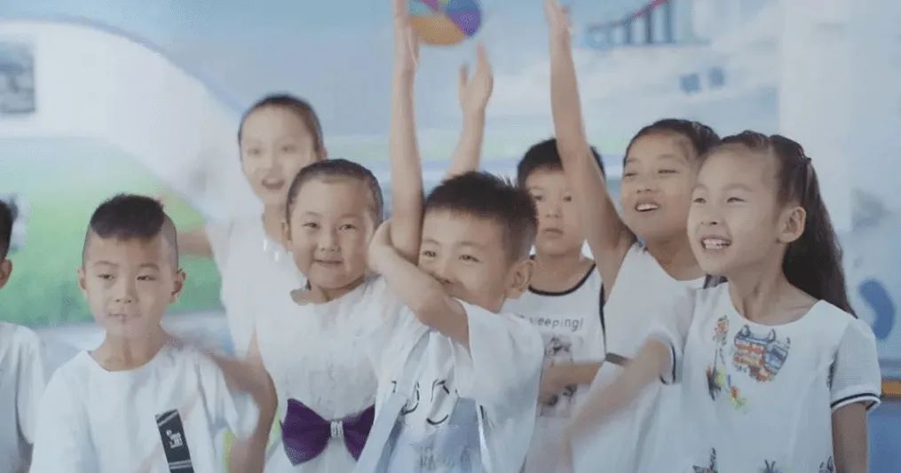 米兰(中国)丨每天一杯奶，幸福健康喝出来！！！