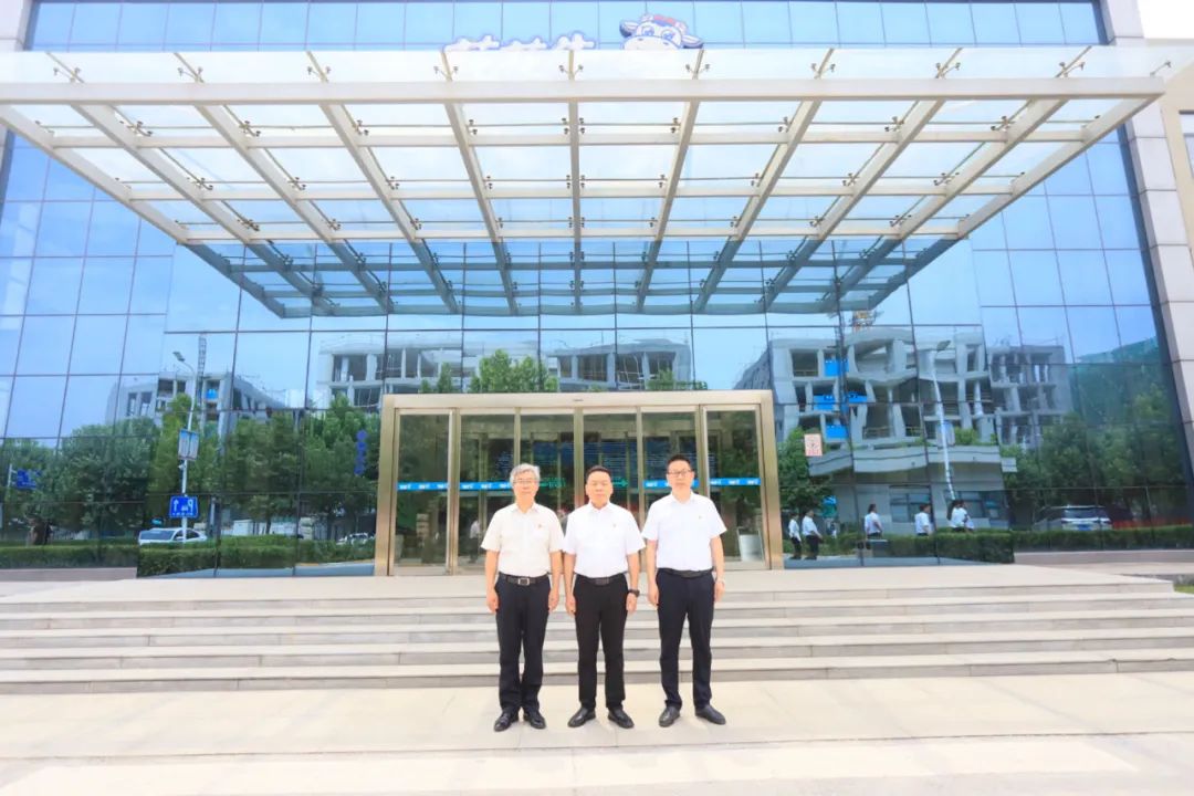 中国共产党米兰在线第二届委员会第二次党员大会胜利召开