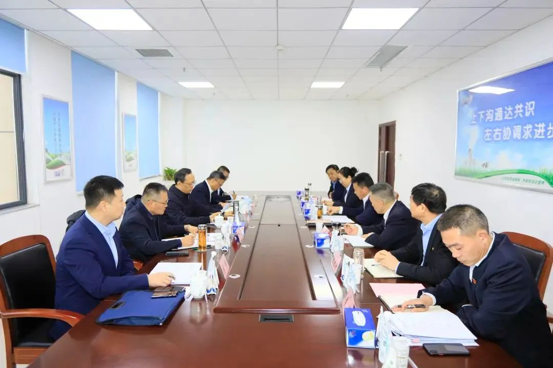 省政府国资委党委书记、主任李涛一行到米兰(中国)乳业集团调研
