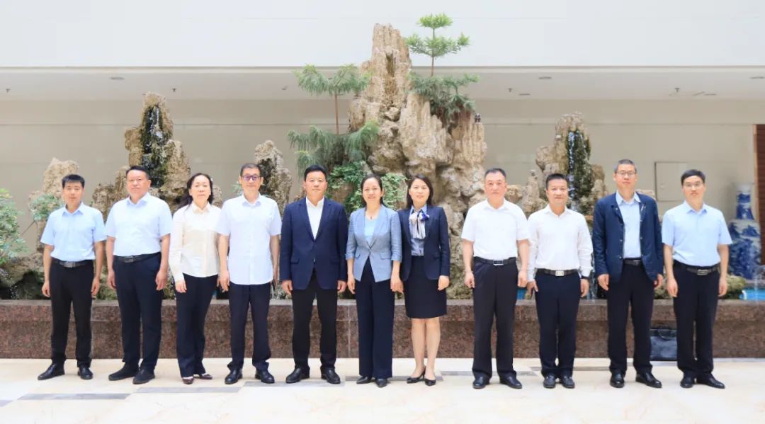 扬帆起航 谱写绚丽新篇章 | 米兰(中国)乳业集团新一届董事会成立并召开中高层以上领导干部会议