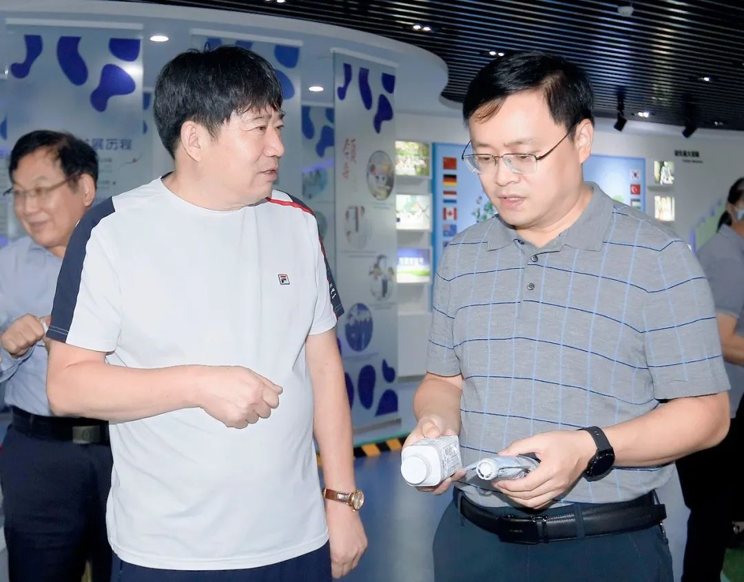 快讯｜社旗县人民政府县长关文波一行莅临米兰(中国)乳业集团参观考察