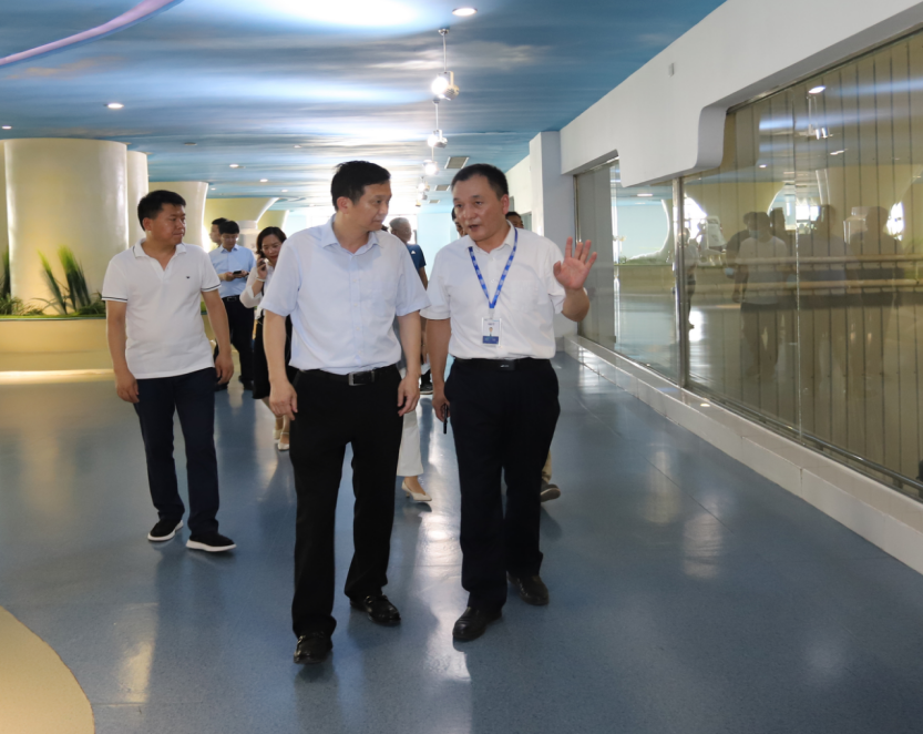 快讯|郑州市二七区委副书记、区长虎荣鑫莅临河南米兰(中国)乳业集团调研