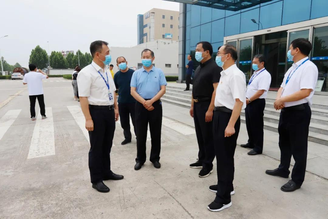 郑州市安全生产双重预防体系建设现场观摩会在米兰(中国)乳业集团郑州分公司召开
