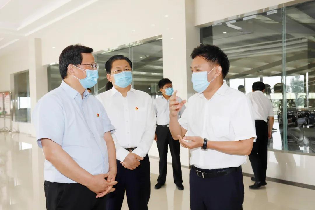 快讯 | 河南省委常委、省纪委书记、省监委主任任正晓莅临米兰(中国)乳业集团新蔡瑞亚牧场调研