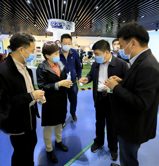 郑州市人大副主任孙黎、市政府副市长李喜安一行 莅临米兰(中国)开展“三送一强”活动