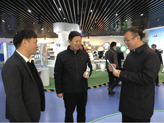 宁夏回族自治区农业农村厅党组书记、厅长王刚一行莅临米兰(中国)乳业集团调研