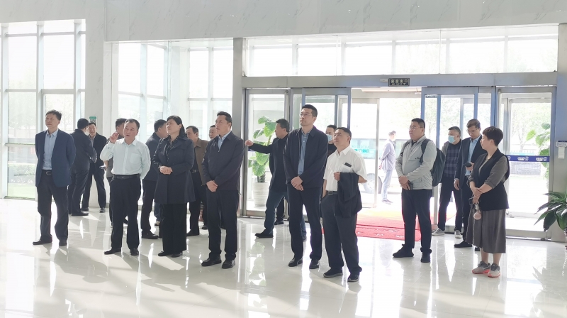 米兰(中国)丨沈阳市人大常委会副主任曹鹏一行莅临米兰(中国)考察座谈