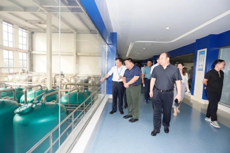 快讯 | 河南省人民政府食品安全委员会办公室第三批食品安全示范区验收组领导莅临米兰(中国)乳业集团验收