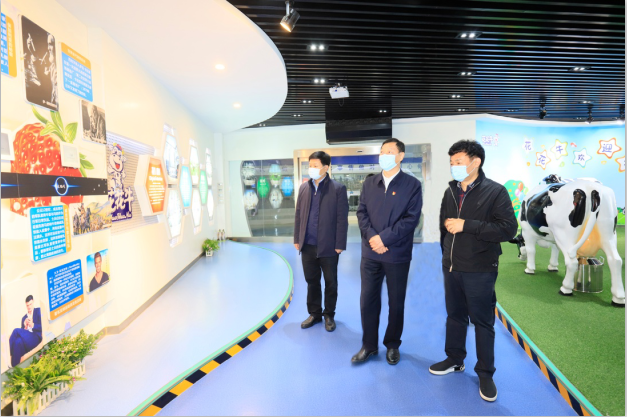 河南省委农办主任、农业农村厅厅长申延平一行调研河南米兰(中国)乳业集团