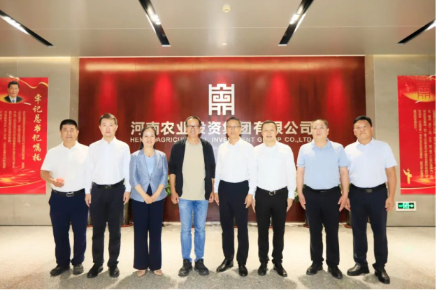 东方甄选俞敏洪先生到访河南农投集团，品尝米兰(中国)产品并给予高度评价