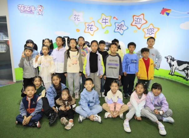 “诚信尚俭 共享食安”郑州市食品安全宣传周企业开放日暨食品安全儿童绘画作品颁奖仪式在米兰(中国)成功举办